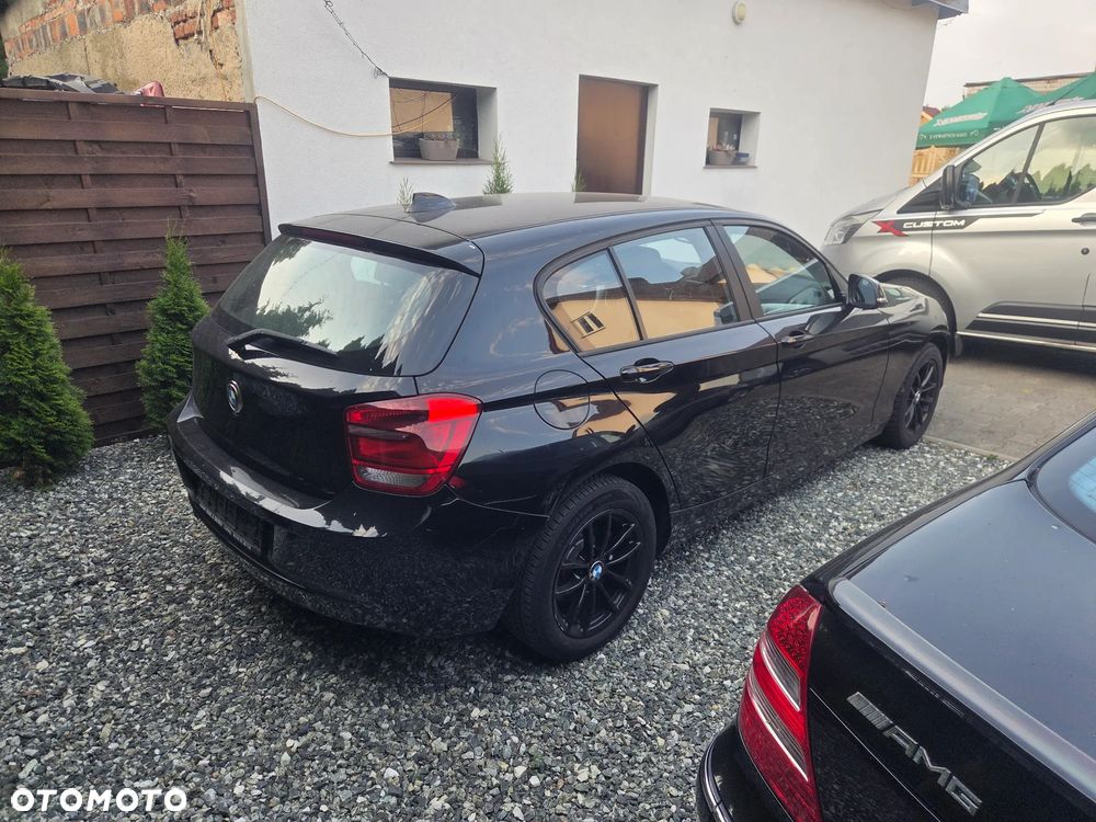 BMW Seria 1 - 15