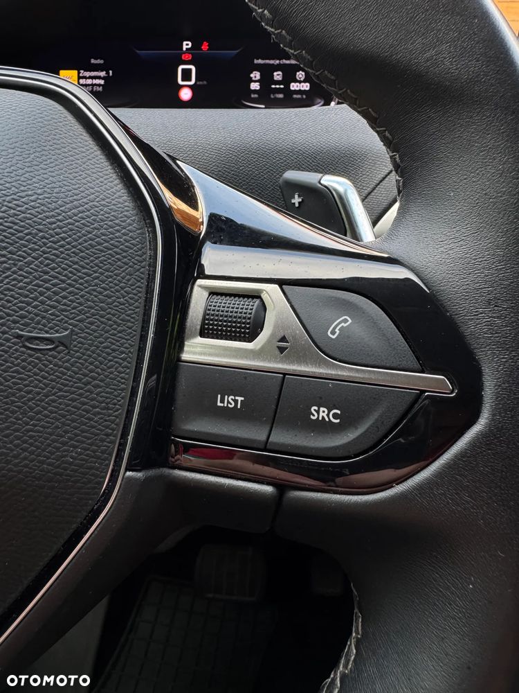 Peugeot 3008 1.2 PureTech Allure Pack S&S EAT8 - 26