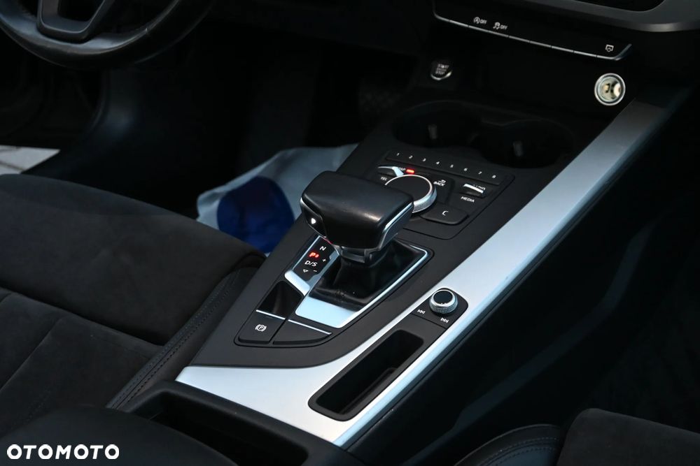 Audi A4 Avant - 27
