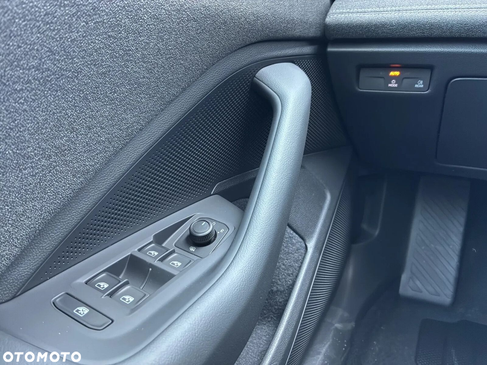 Volkswagen Passat - 18