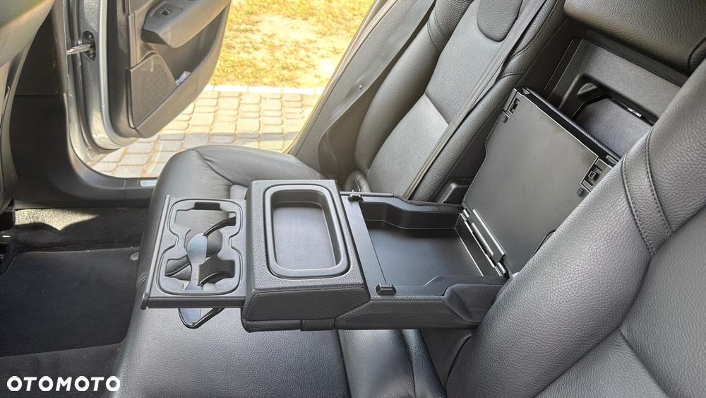 Volvo V90 D4 SCR Kinetic - 9