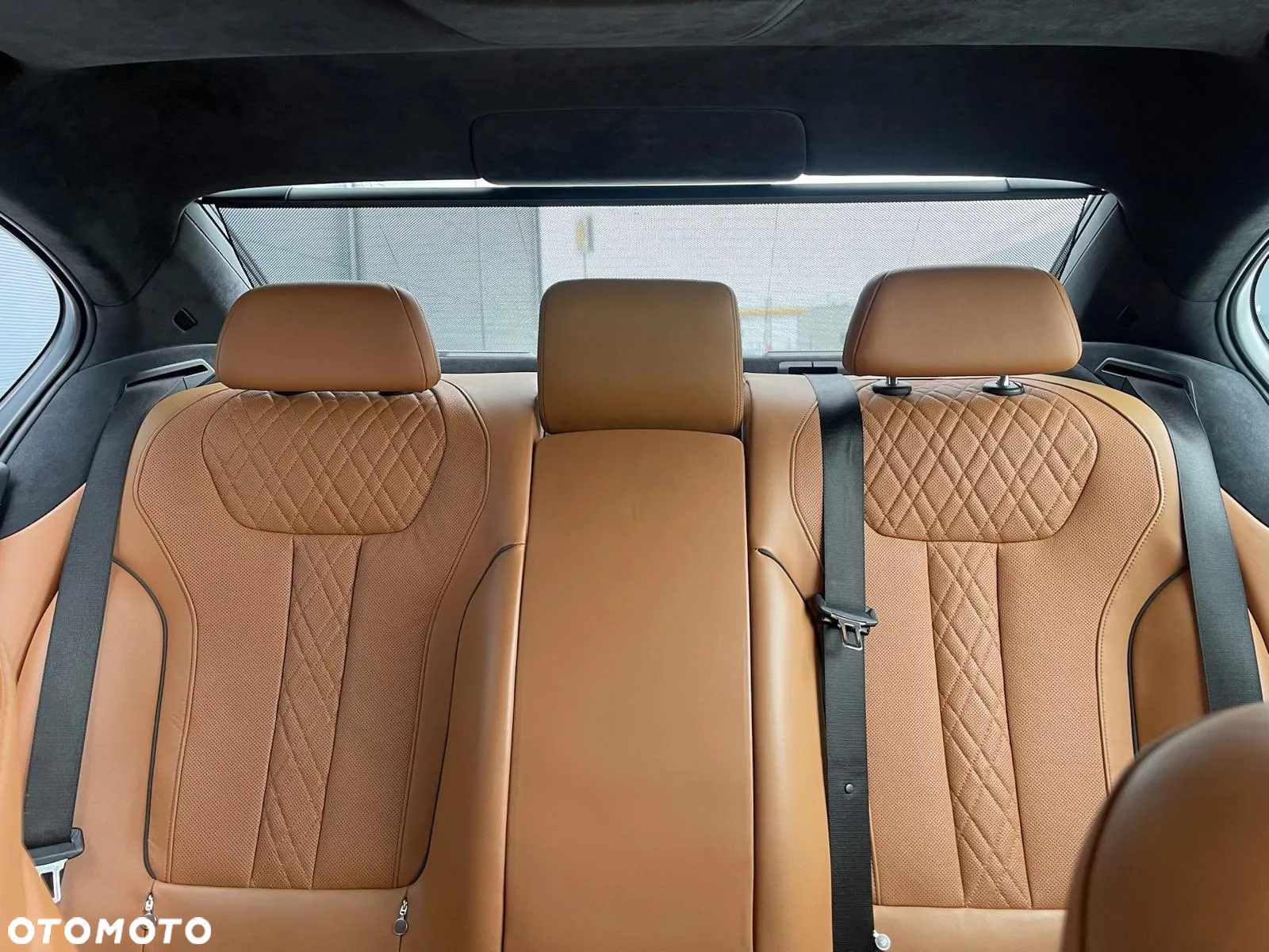 BMW Seria 7 750i xDrive - 21