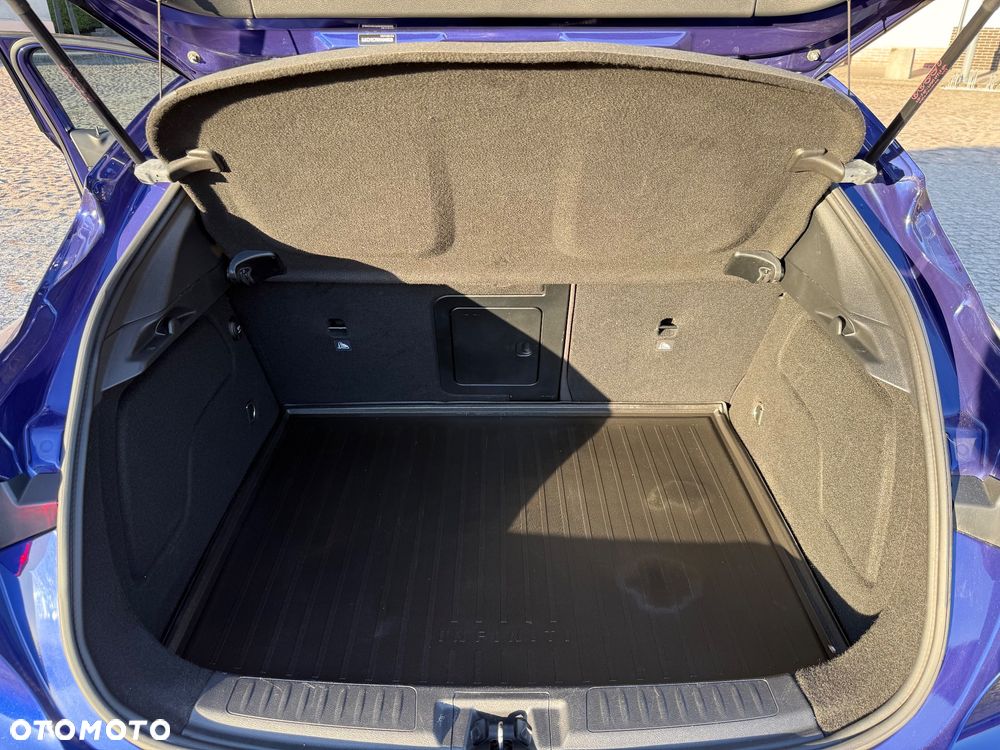 Infiniti QX30 - 13