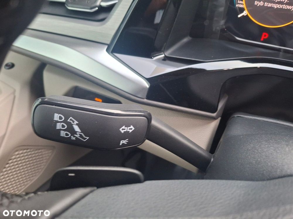 Volkswagen Multivan - 20