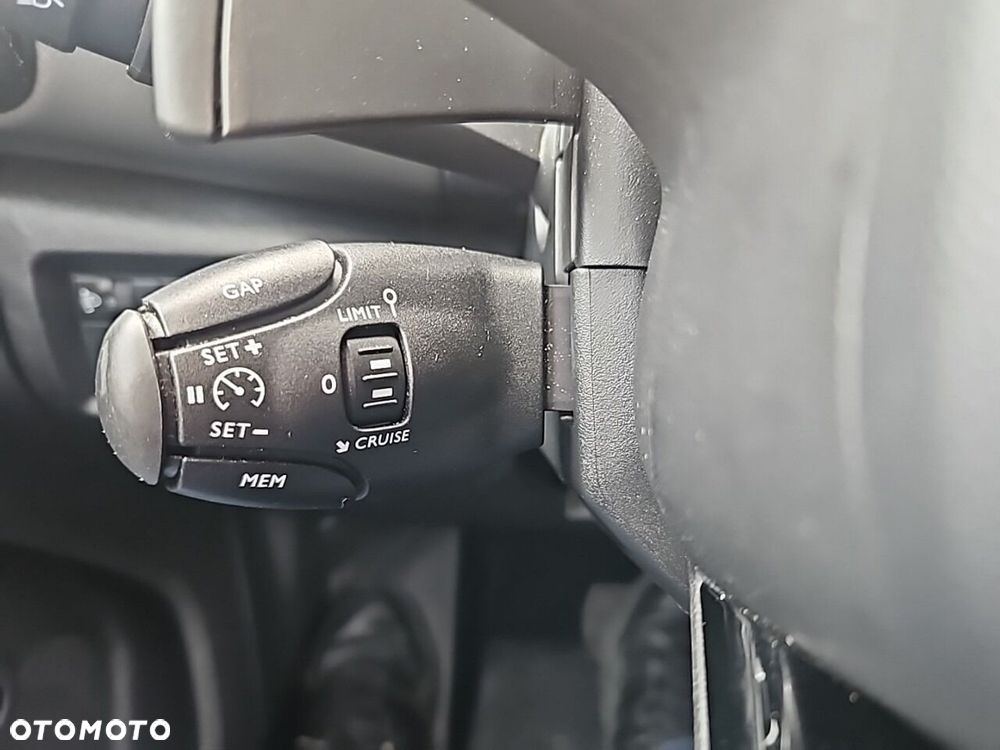 Citroën C5 Aircross 1.2 mHEV Max eDCT6 - 16