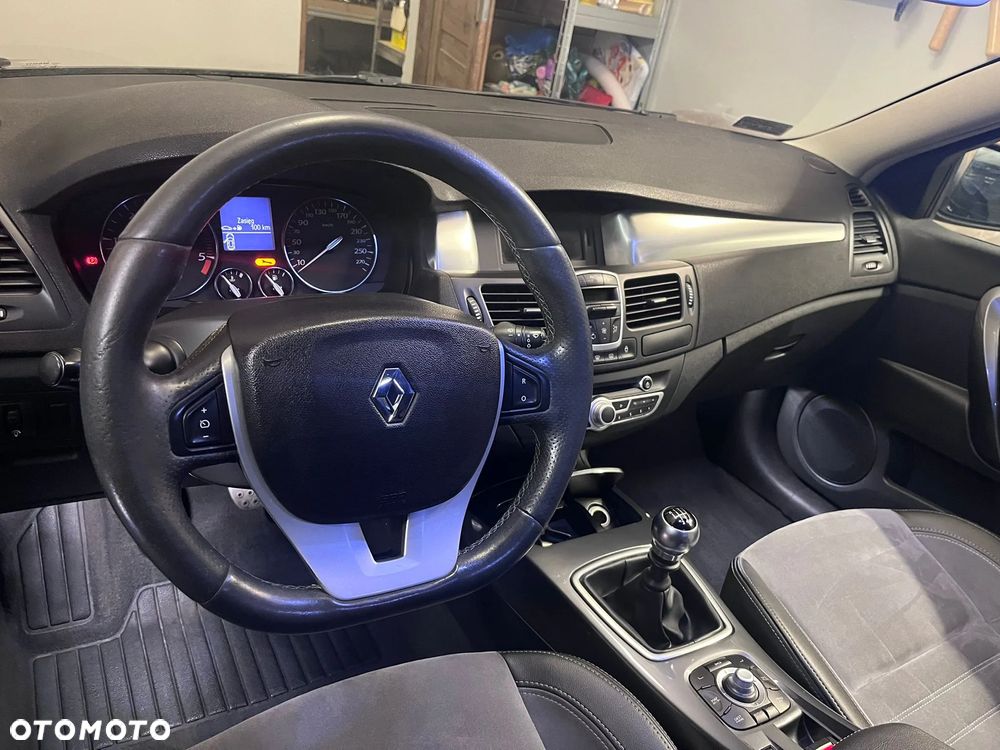 Renault Laguna 2.0 dCi Dynamique - 11