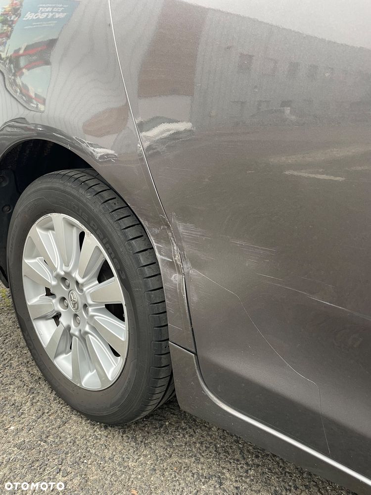 Toyota Sienna 3.5 XLE AWD - 11