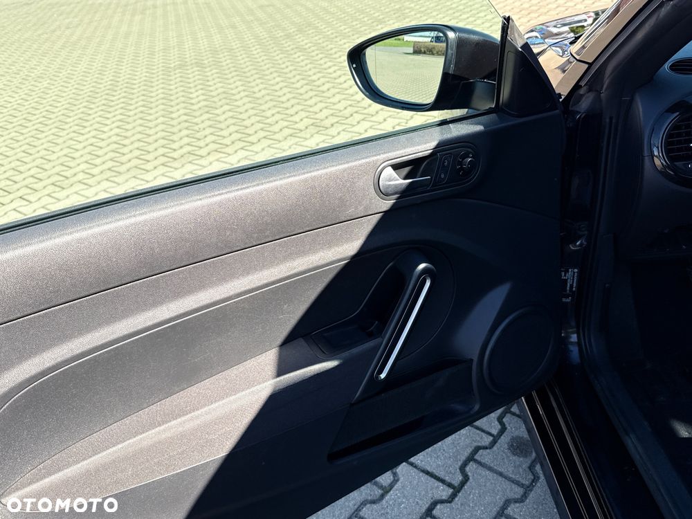 Volkswagen Beetle 1.6 TDI Design - 18