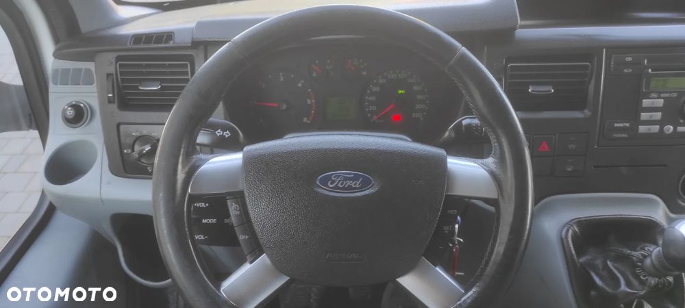 Ford TRANSIT NAPEND 4X4 SZESC OSÓB POLSKI SALON 1 WŁASCICIEL MAŁY PRZEBIEG - 10
