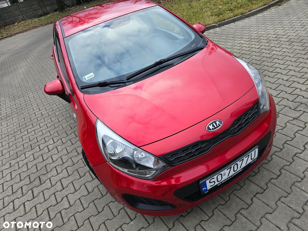 Kia Rio - 33