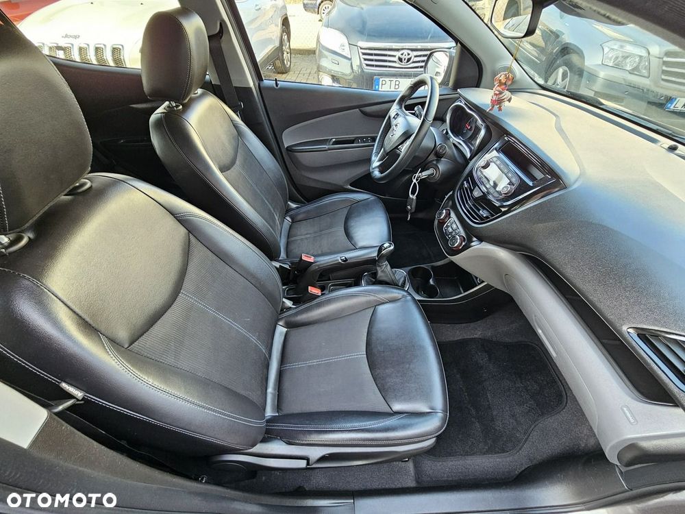 Opel Karl 1.0 Cosmo S&S - 29