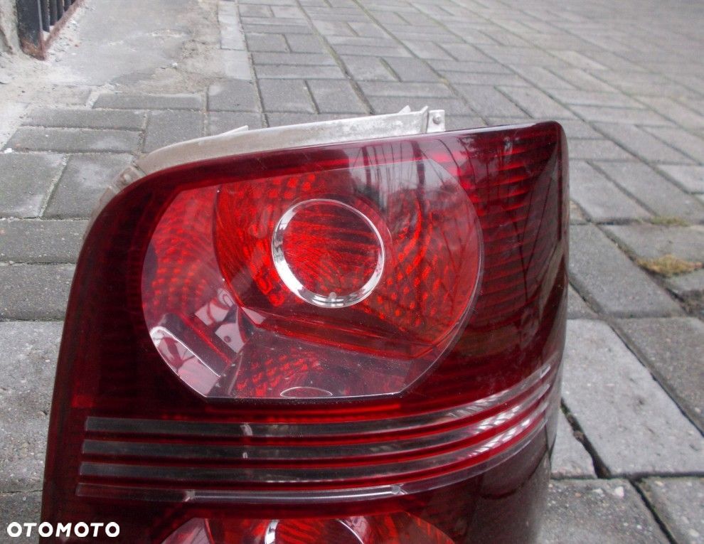 VW TOURAN I LIFT 06+ PRAWA TYLNA LAMPA ORYGINAŁ 1T0945096N - 3
