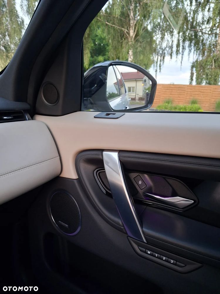 Land Rover Discovery Sport D165 R-Dynamic SE - 34