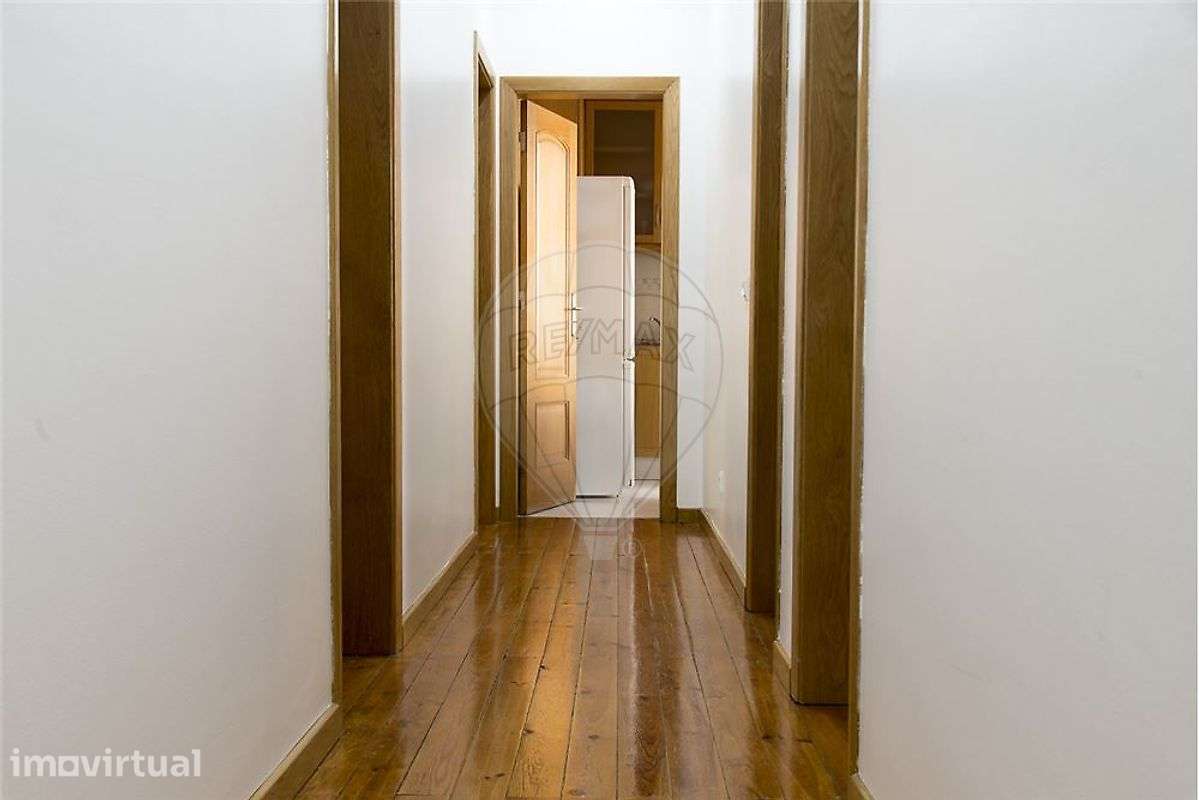 Apartamento T2 para arrendamento - Grande imagem: 2/15