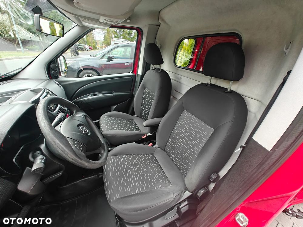 Opel Combo - 12