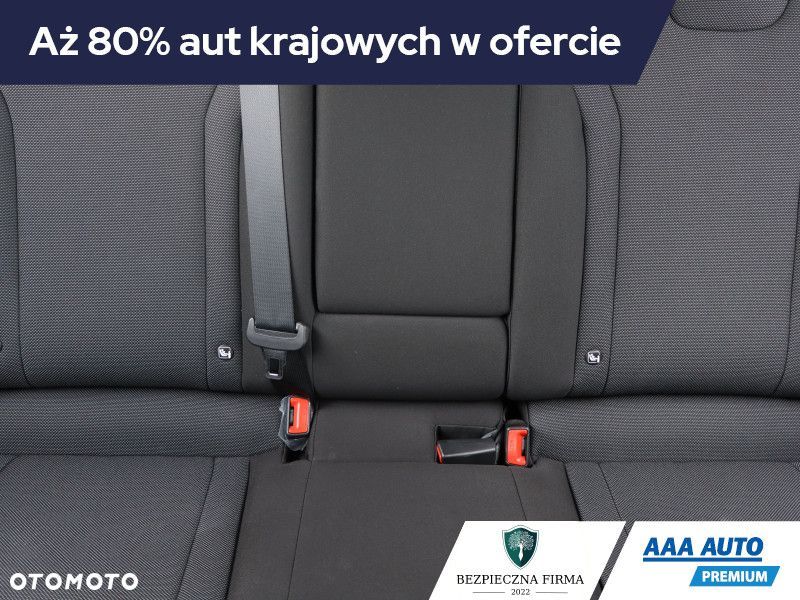 Hyundai Elantra - 11