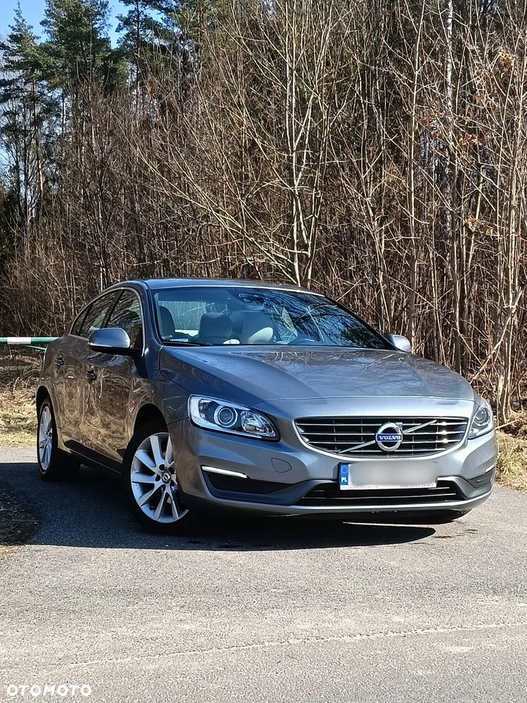 Volvo S60 D3 Geartronic Momentum - 2