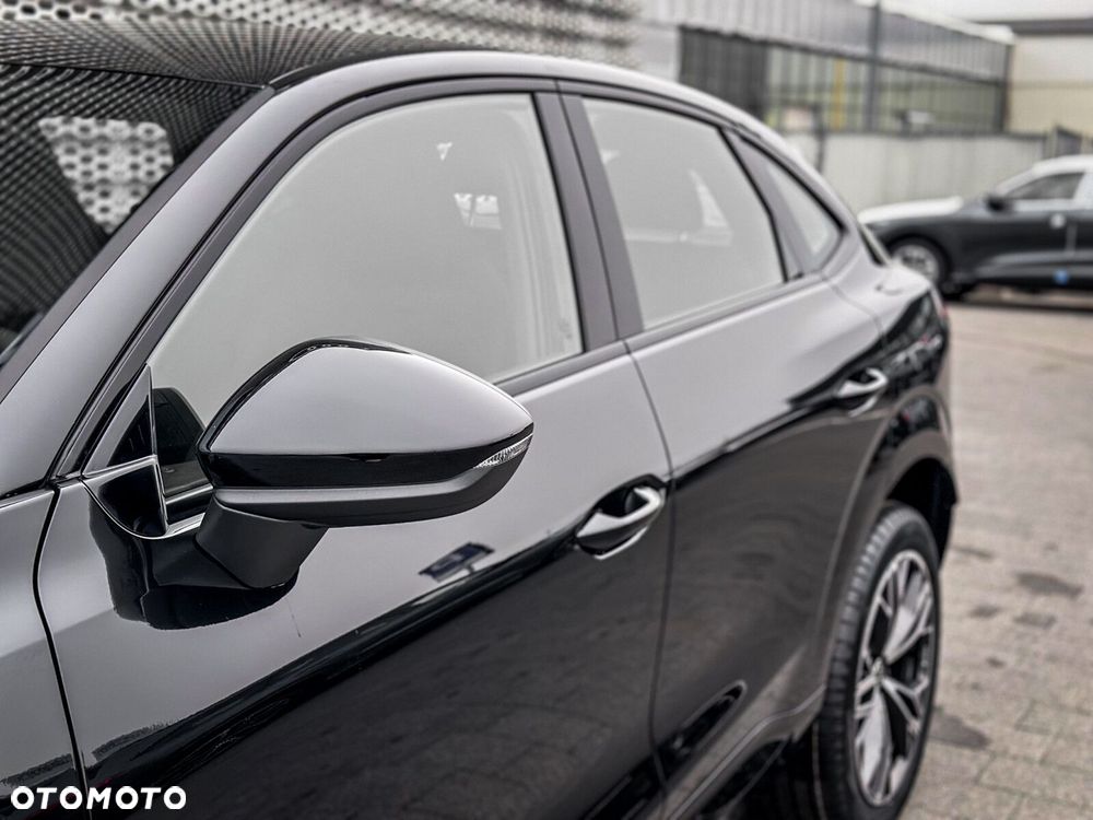 Audi Q3 Sportback - 14