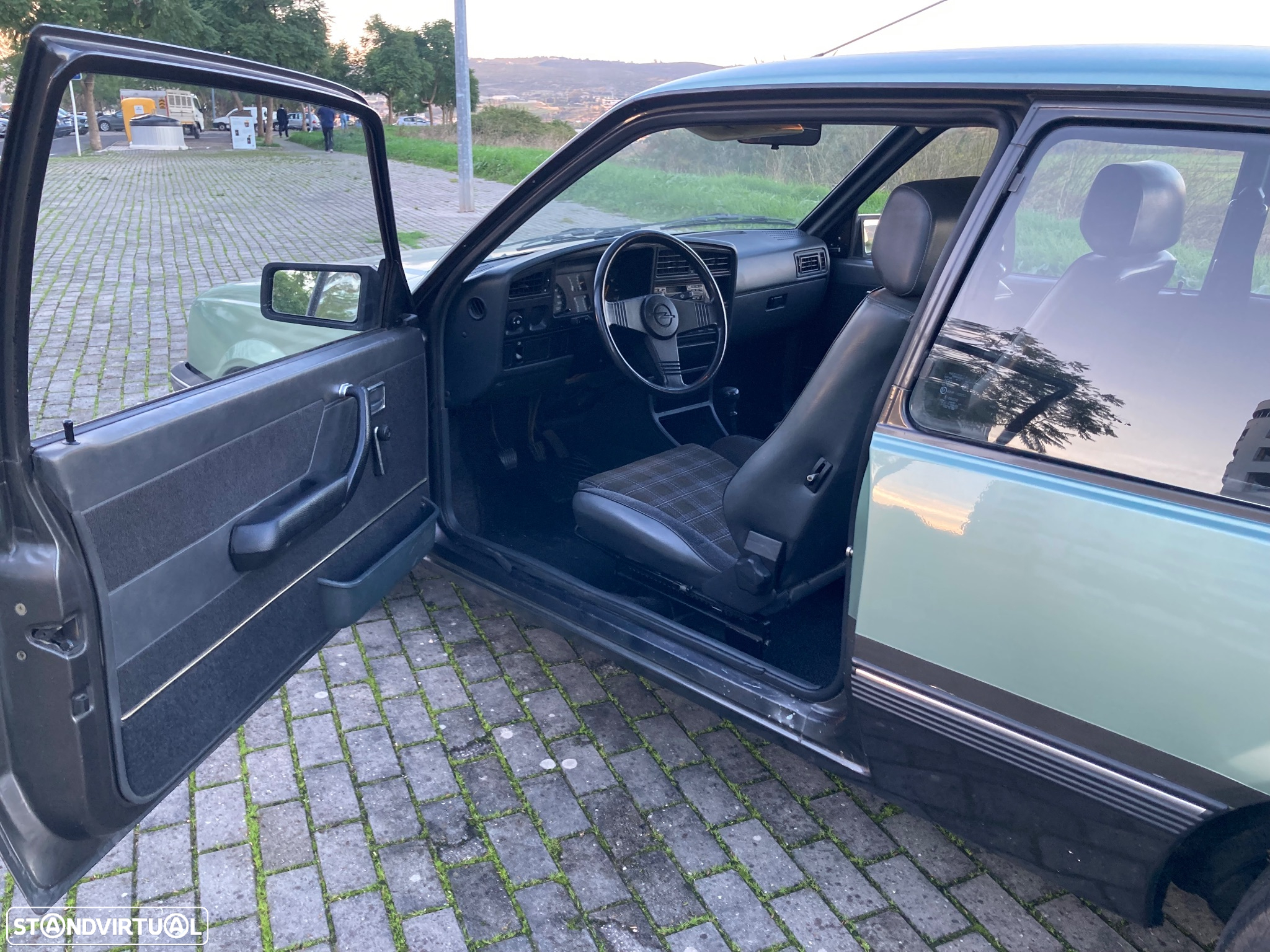 Opel Ascona 1.6 SR - 9