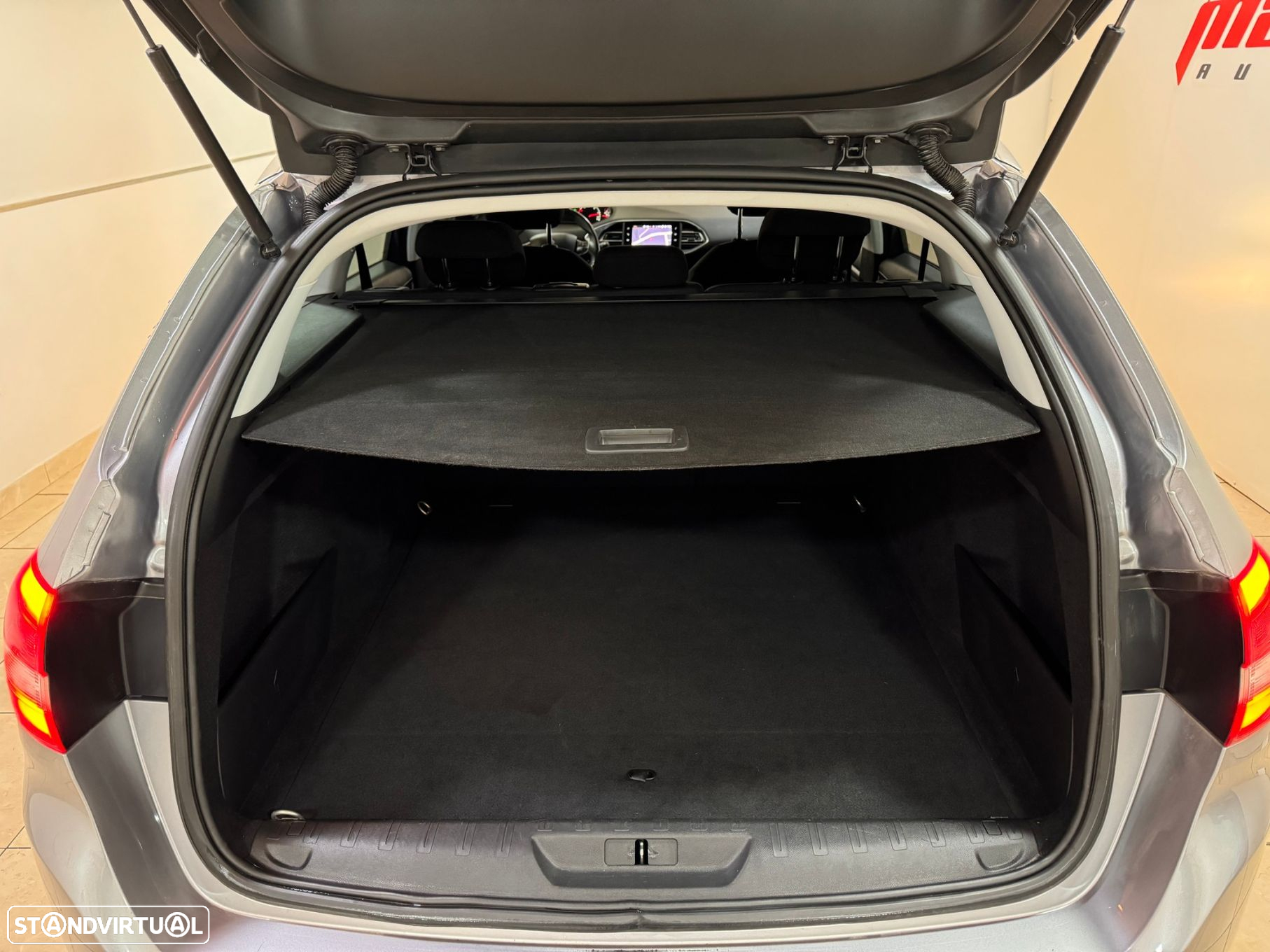 Peugeot 308 1.5 BlueHDi Style - 10