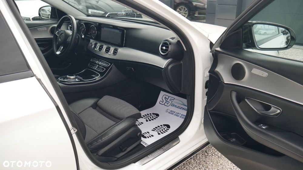 Mercedes-Benz Klasa E - 14