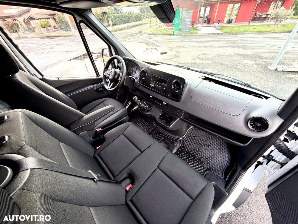 Mercedes-Benz Sprinter - 8