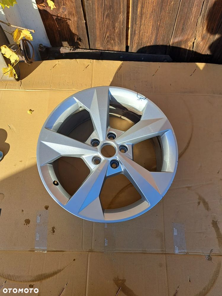 Felga aluminiowa Audi A3 S3 18 Cali 8Y0601025J 8Y0601025CP E-8.0Jx18H2-N ET 46 1x Alufelge Felge Wheel Audi A3 S3 - 3