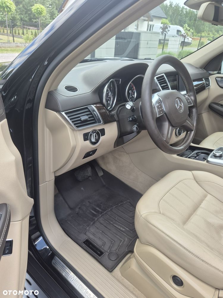 Mercedes-Benz GL - 6