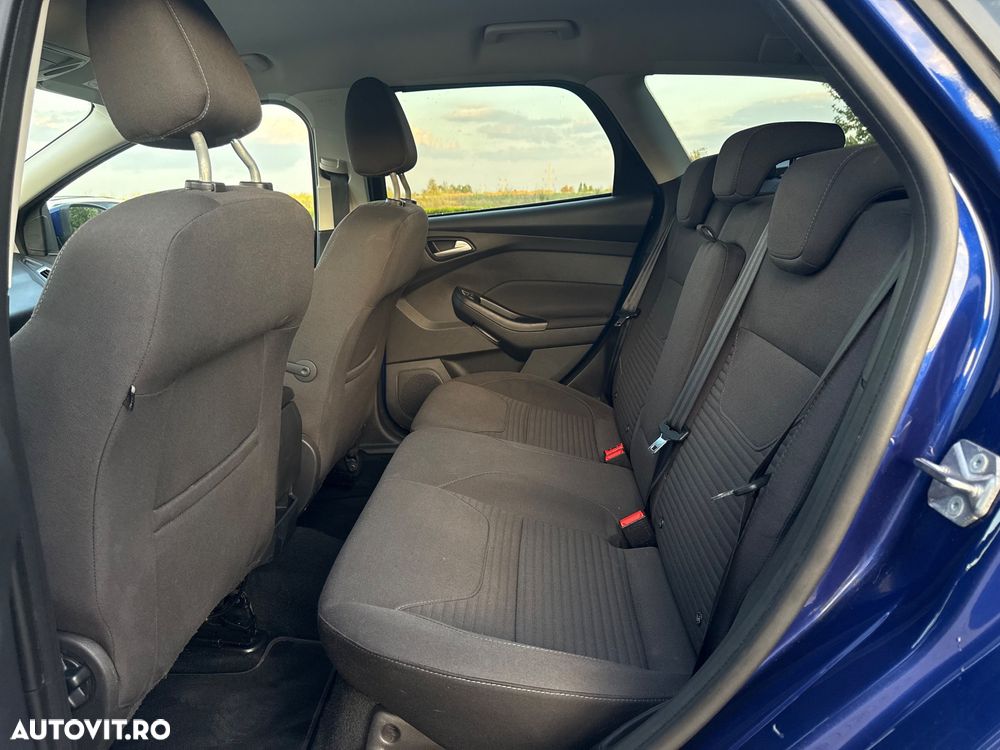 Ford Focus - 20