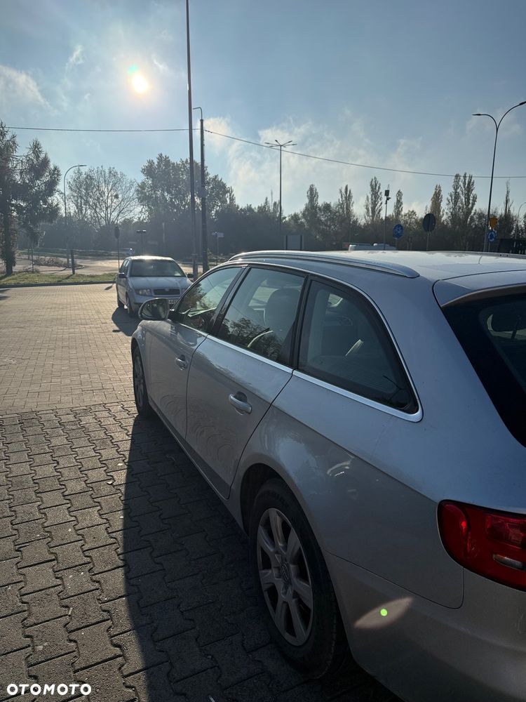 Audi A4 Avant - 4
