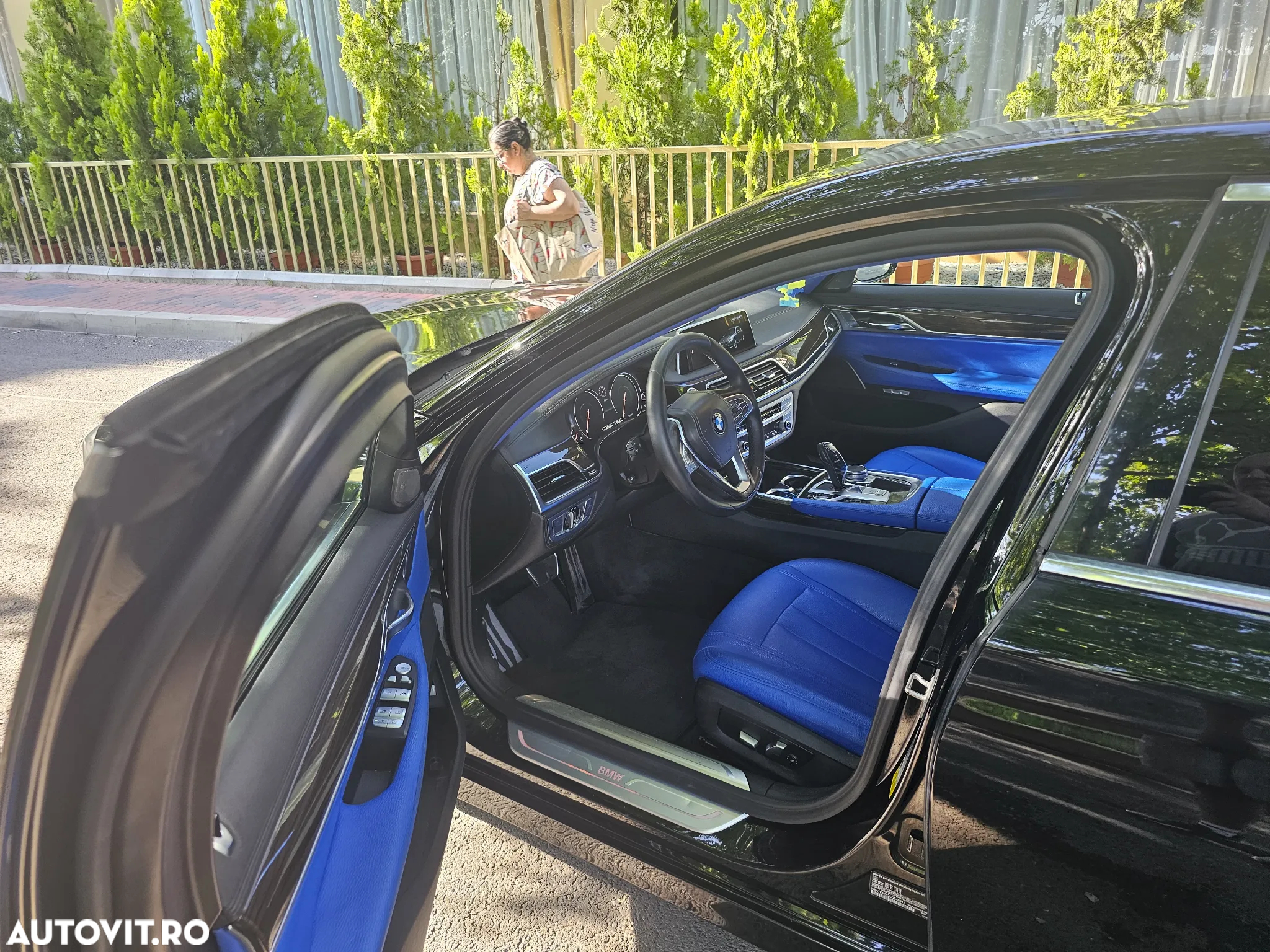 BMW Seria 7 740Li - 12