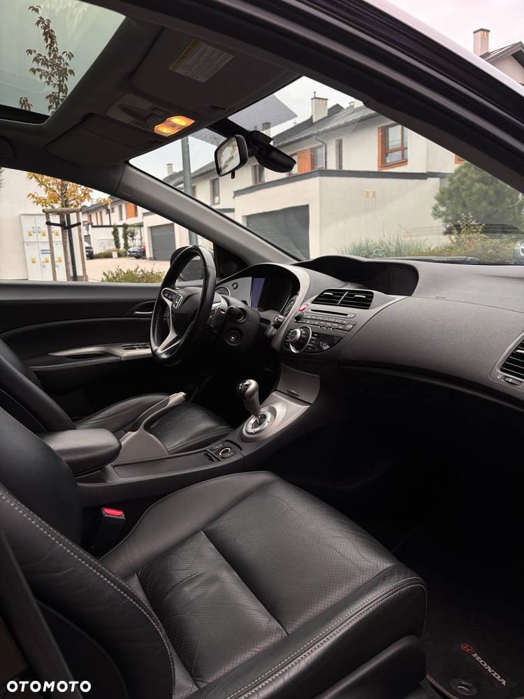 Honda Civic 1.8 Executive - 15