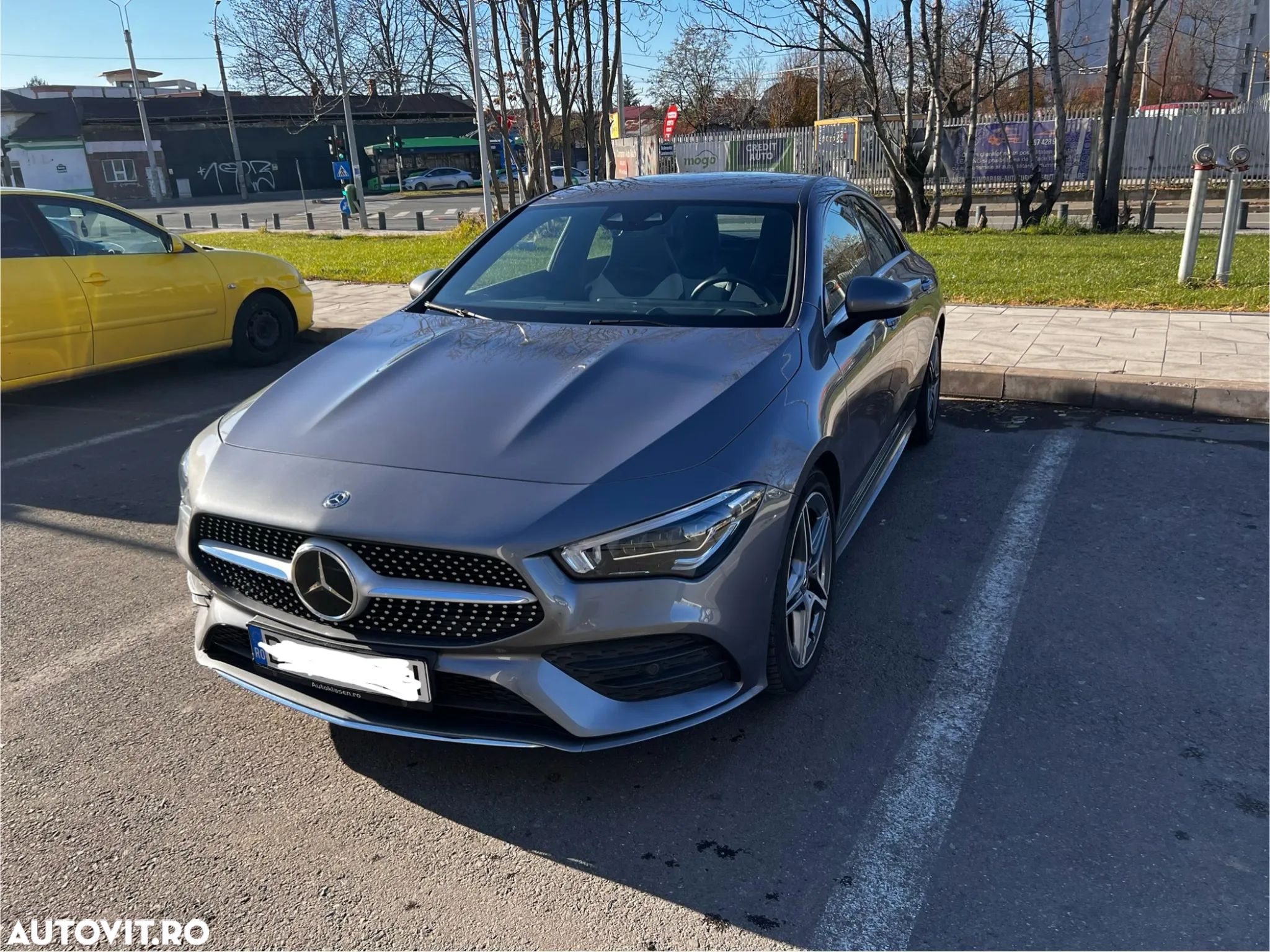 Mercedes-Benz CLA 220 7G-DCT AMG Line - 1
