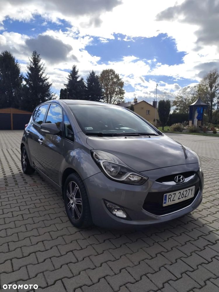 Hyundai ix20 1.4 Premium - 1