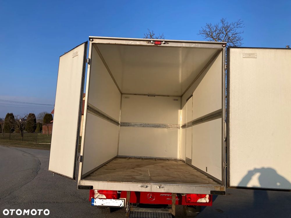 Mercedes-Benz Sprinter - 6