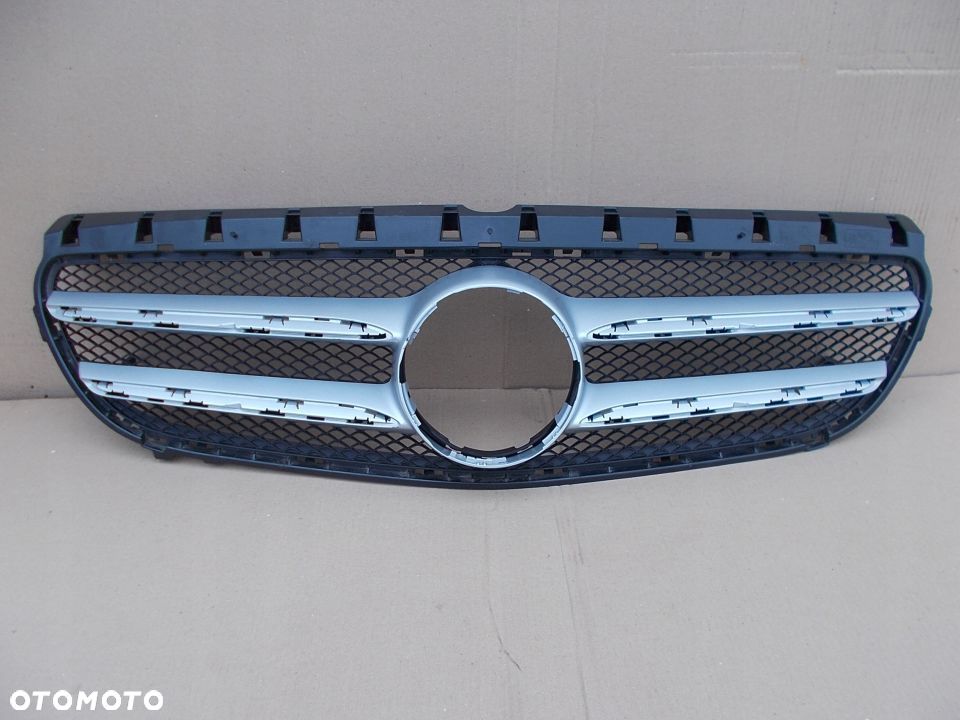 GRILL ATRAPA MERCEDES B KLASA 246 LIFT 2468880460 - 1