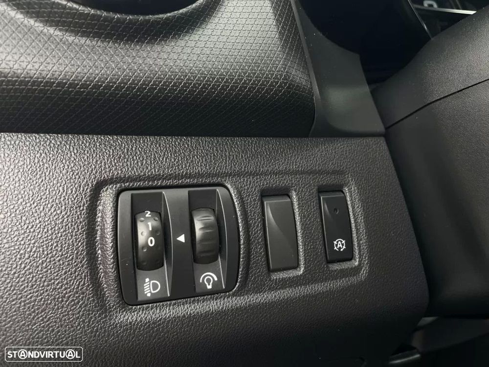 Renault Clio 1.5 dCi Zen - 28