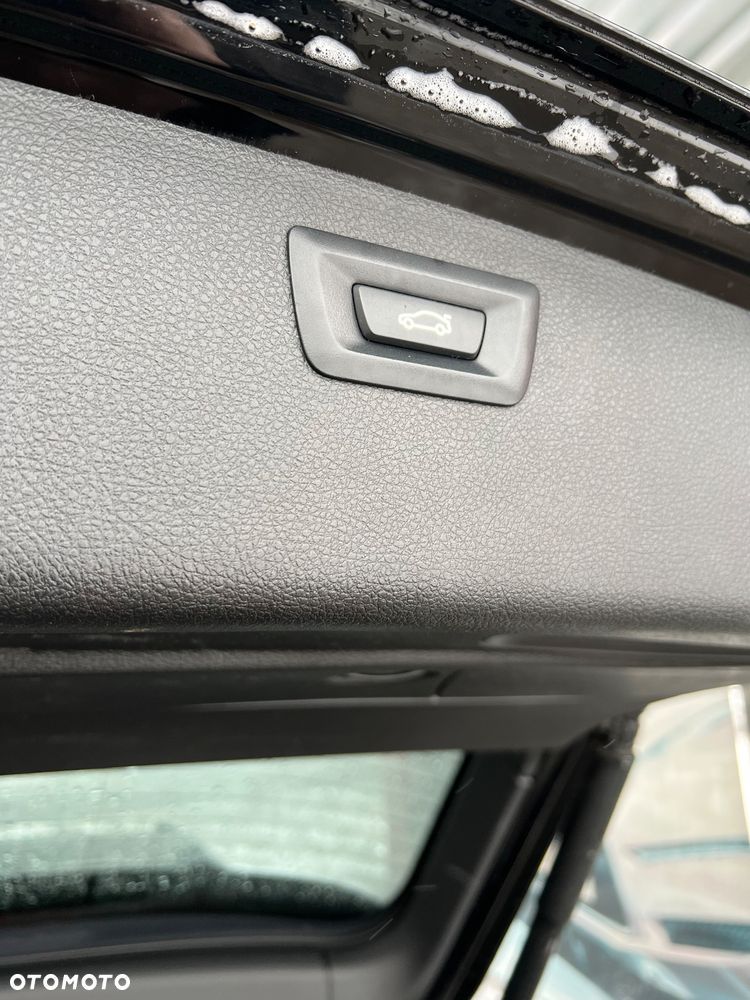 BMW Seria 3 320d xDrive - 8