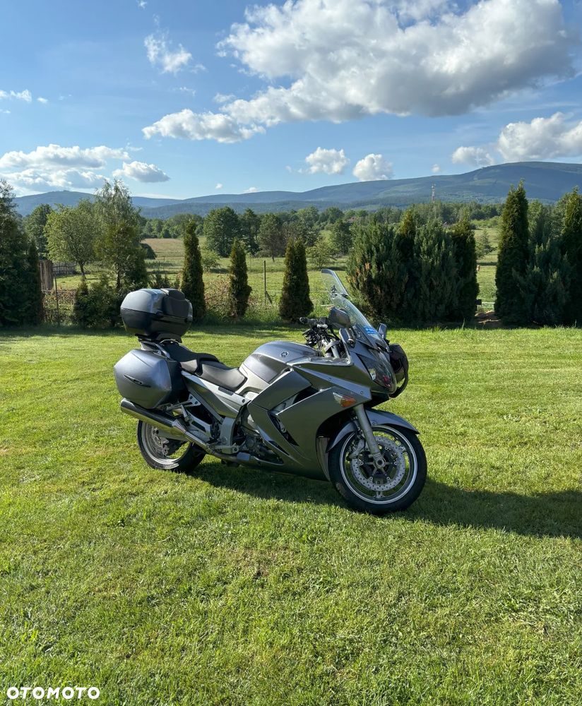 Yamaha FJR - 1