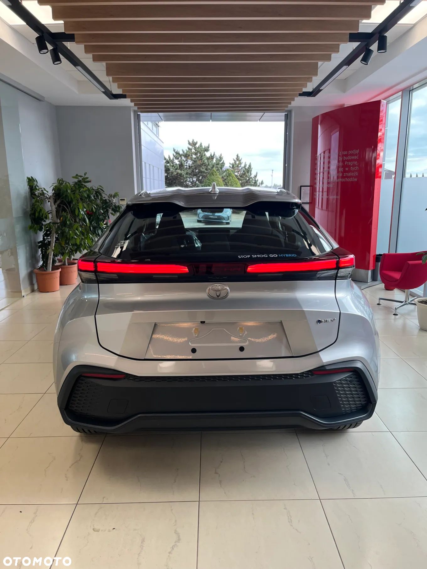 Toyota C-HR 1.8 Hybrid Comfort - 8
