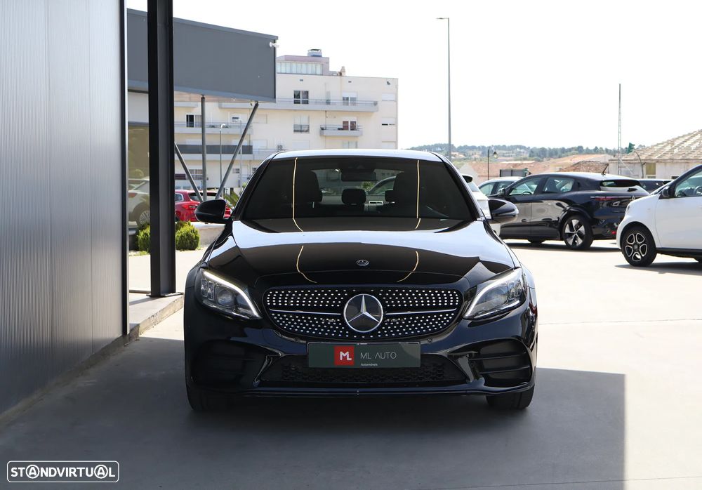 Mercedes-Benz C 300 de AMG Line - 4