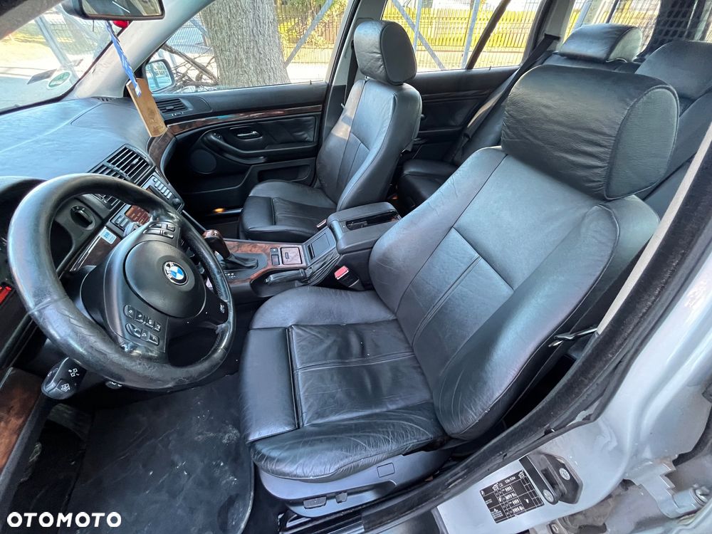 BMW Seria 5 - 17