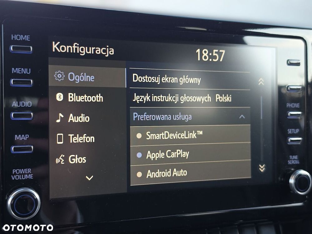 Toyota Corolla 1.8 Hybrid Executive - 16