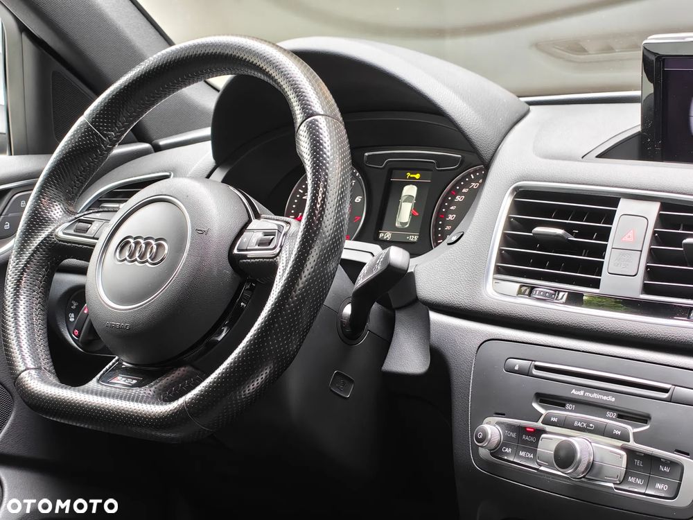 Audi RS Q3 2.5 TFSI quattro S tronic - 18