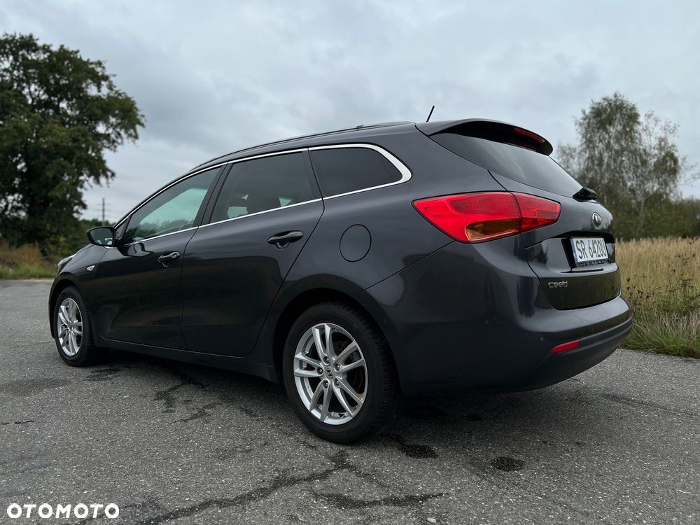 Kia Ceed - 21
