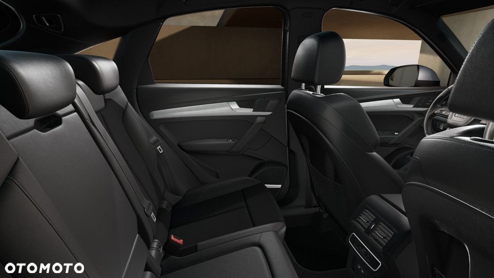 Audi Q5 Sportback - 13