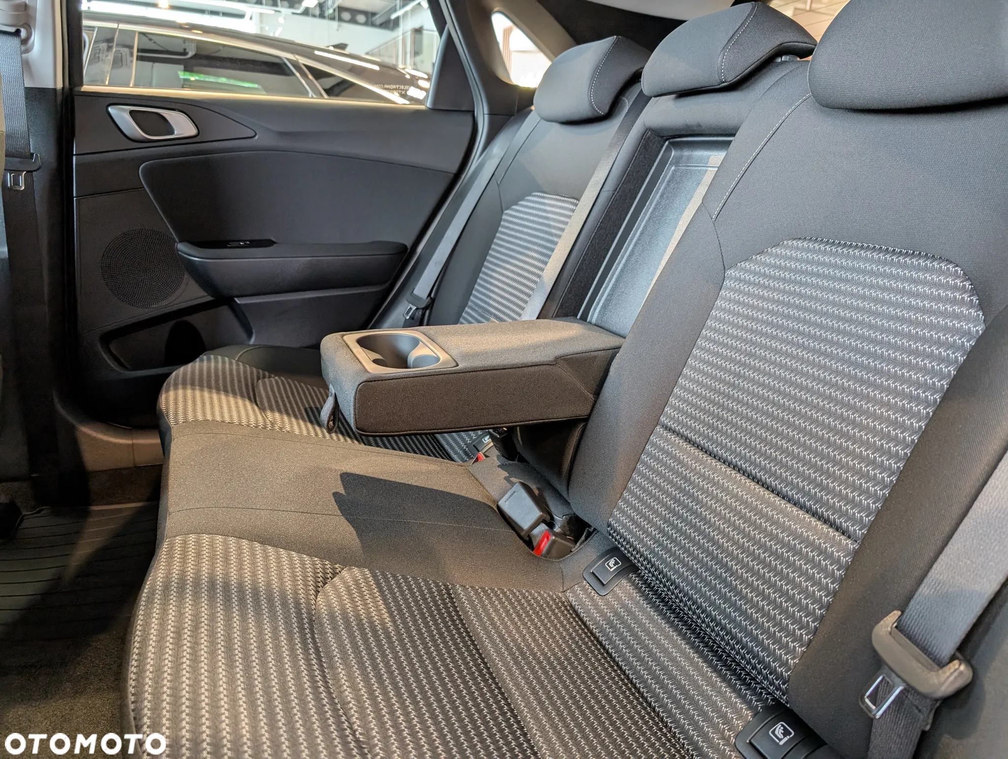 Kia Ceed 1.5 T-GDI M - 18