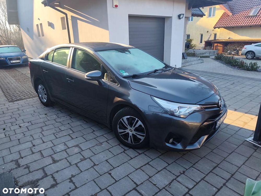 Toyota Avensis 1.8 Sol MS - 6