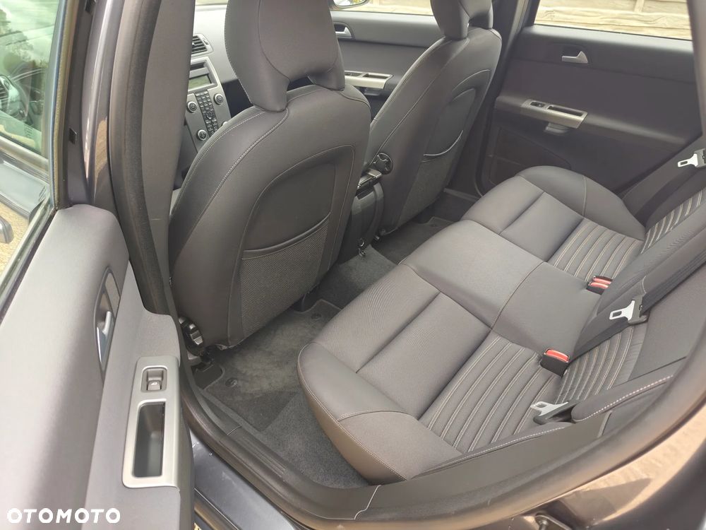 Volvo V50 DPF D2 Business Edition - 13