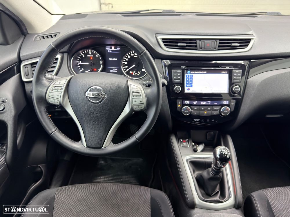 Nissan Qashqai 1.5 dCi Tekna Premium 18 360 - 21